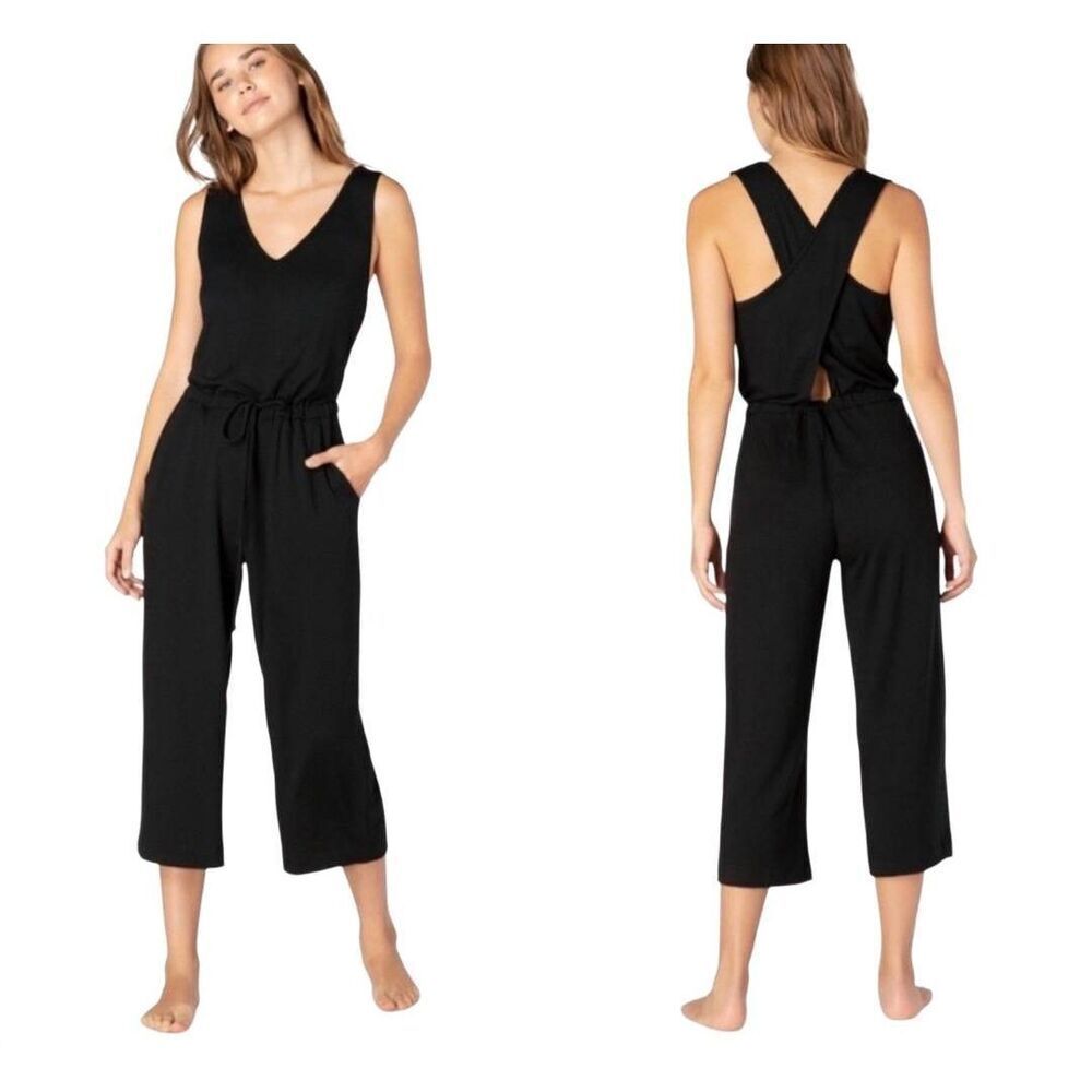 Beyond Yoga Farrah Jumpsuit Size Medium Cropped Black Criss Cross Back Sleeveles